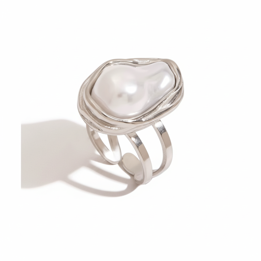 Anillo Dorado con Perla Barroca