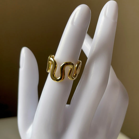 Wave Ring Gold